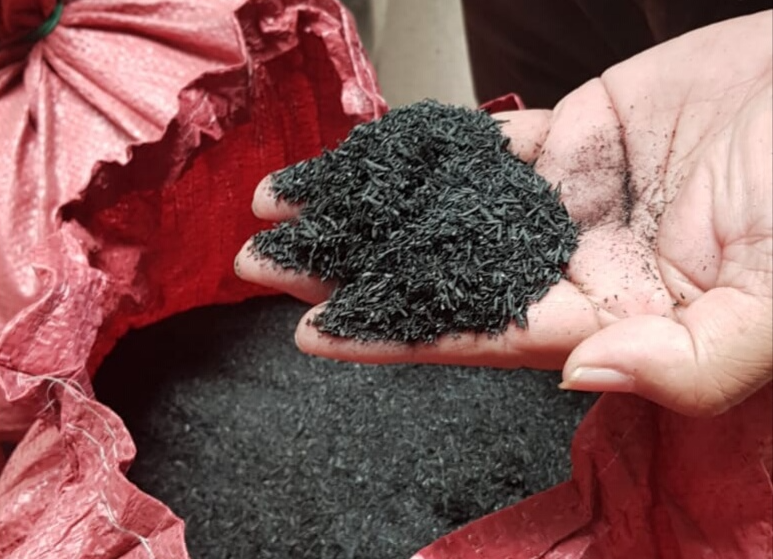 Trấu đun và lò đốt Biochar 1